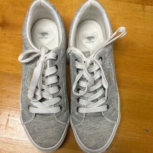 Rocket Dog Gray Sneakers